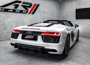 Audi R8 8