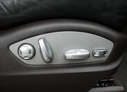 Porsche Cayenne 26