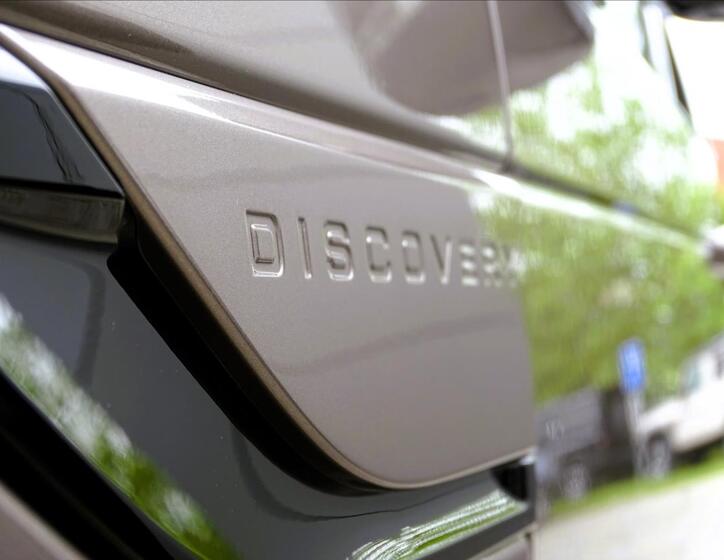 Land Rover Discovery 28