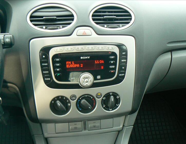 Ford Focus 13