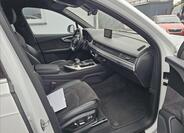 Audi Q7 33