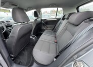 Volkswagen Golf 12