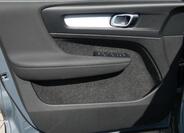 Volvo XC40 8