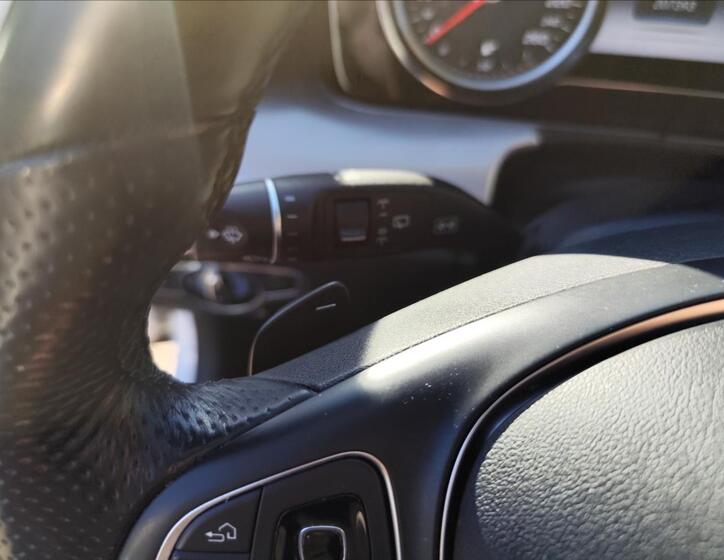 Mercedes-Benz Třídy E 23