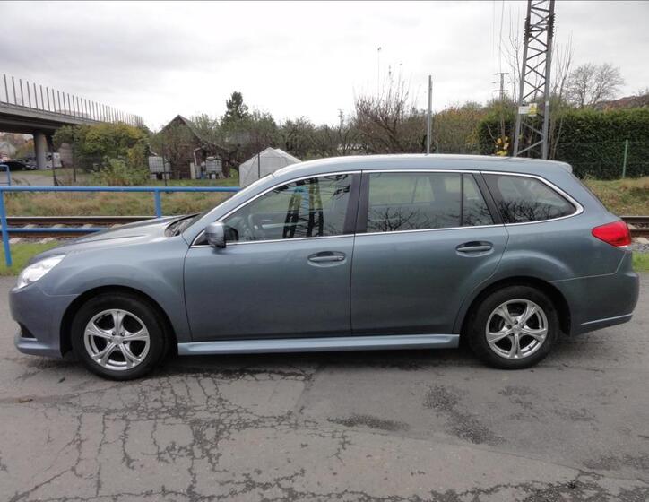 Subaru Legacy 9