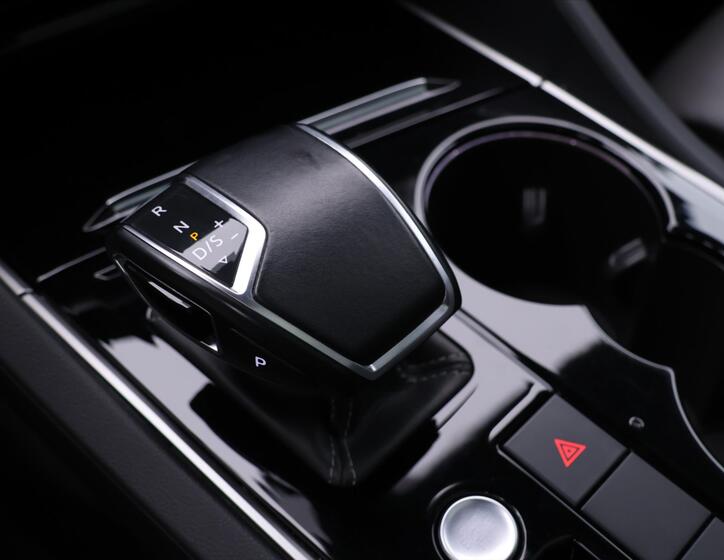 Volkswagen Touareg 81