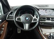 BMW X7 13