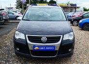 Volkswagen Touran 2