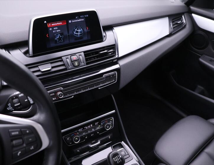 BMW Řada 2 19