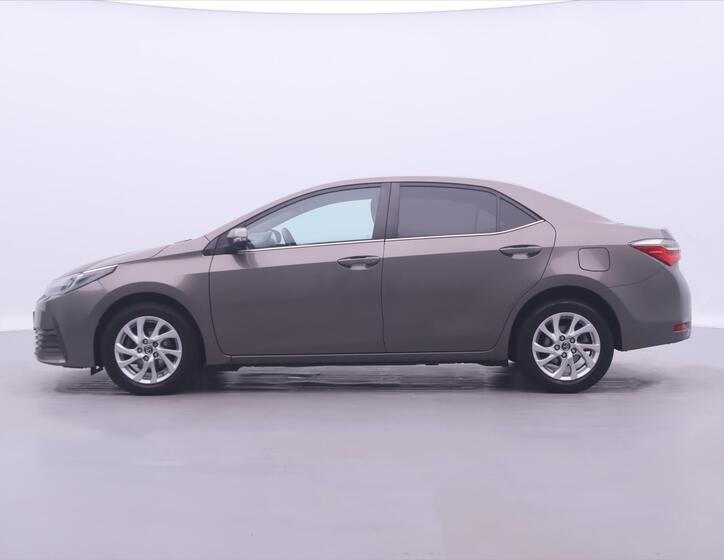 Toyota Corolla 4