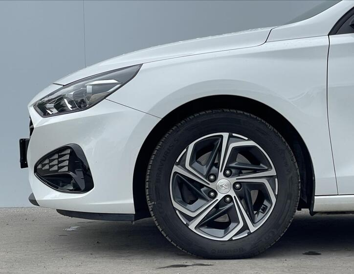 Hyundai i30 19