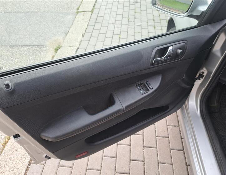 Škoda Fabia 18