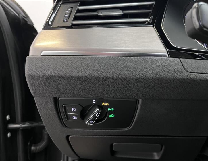 Volkswagen Passat 16