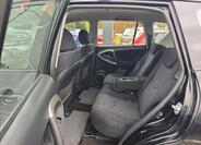 Toyota RAV4 11