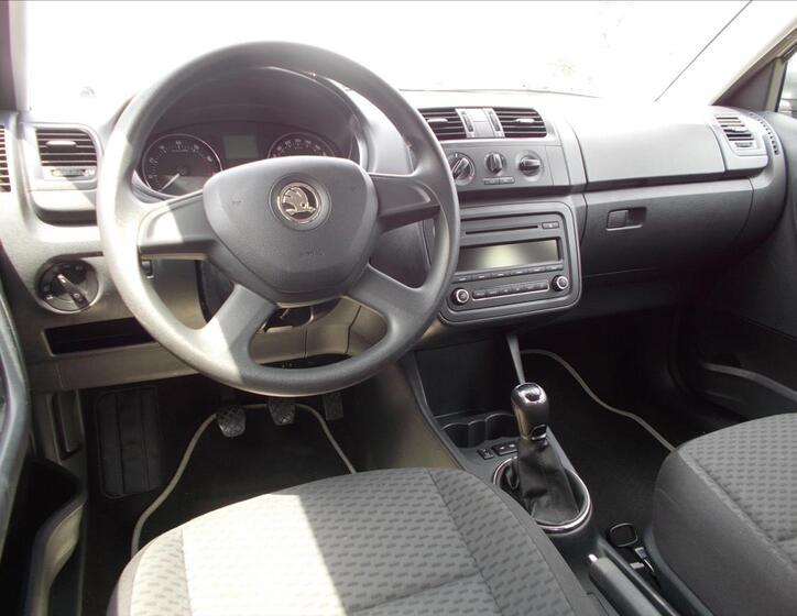 Škoda Fabia 16