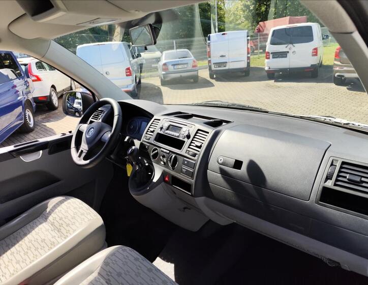 Volkswagen Transporter 23