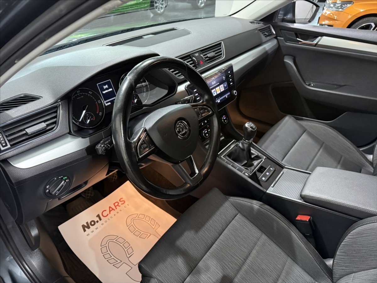 Škoda Superb