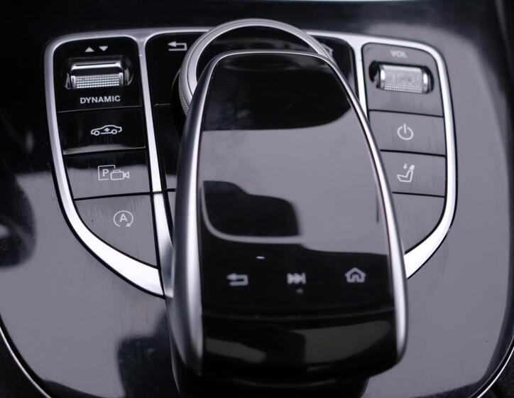 Mercedes-Benz Třídy E 37