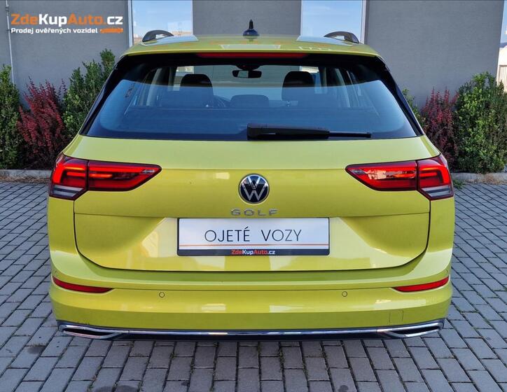 Volkswagen Golf 8