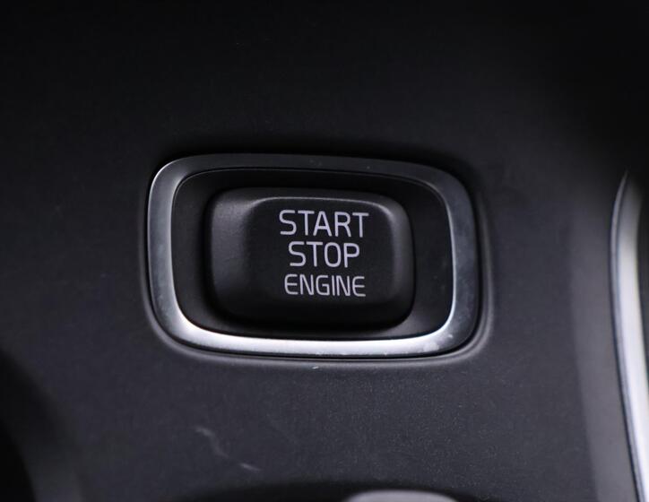 Volvo V40 22