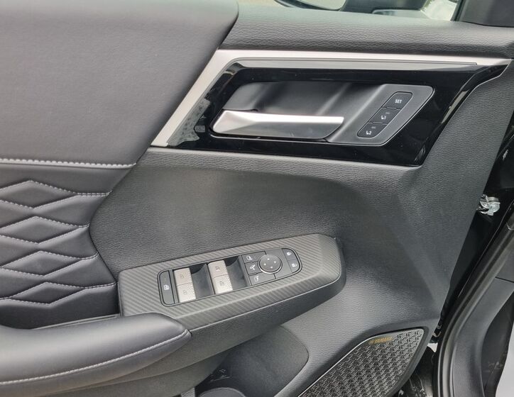 Mitsubishi Outlander 26