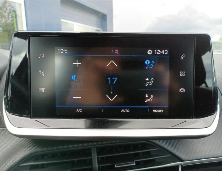 Peugeot 2008 14