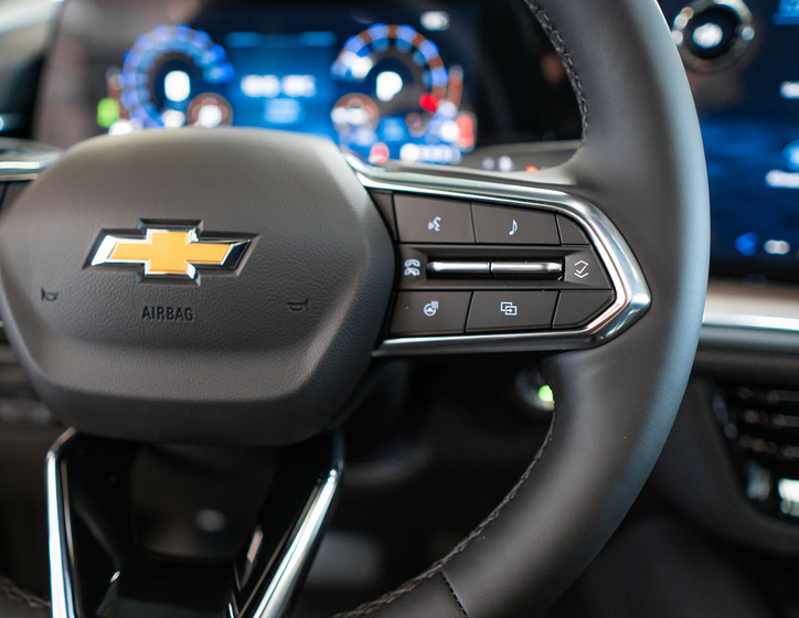 Chevrolet Suburban 23