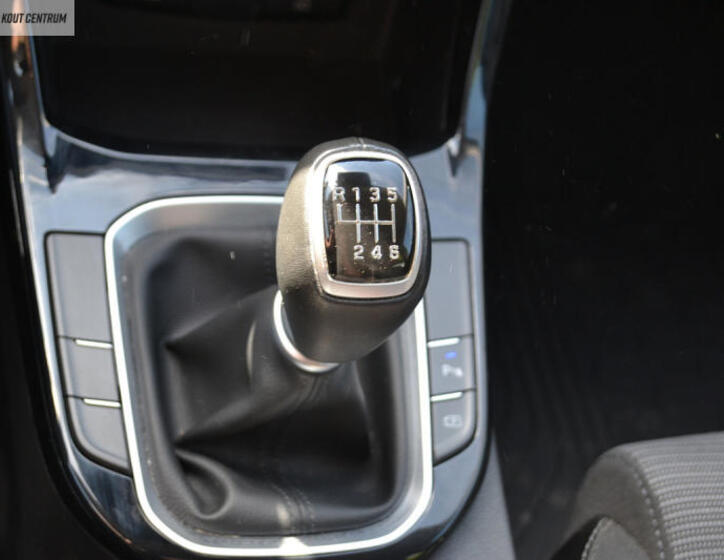 Hyundai i30 20