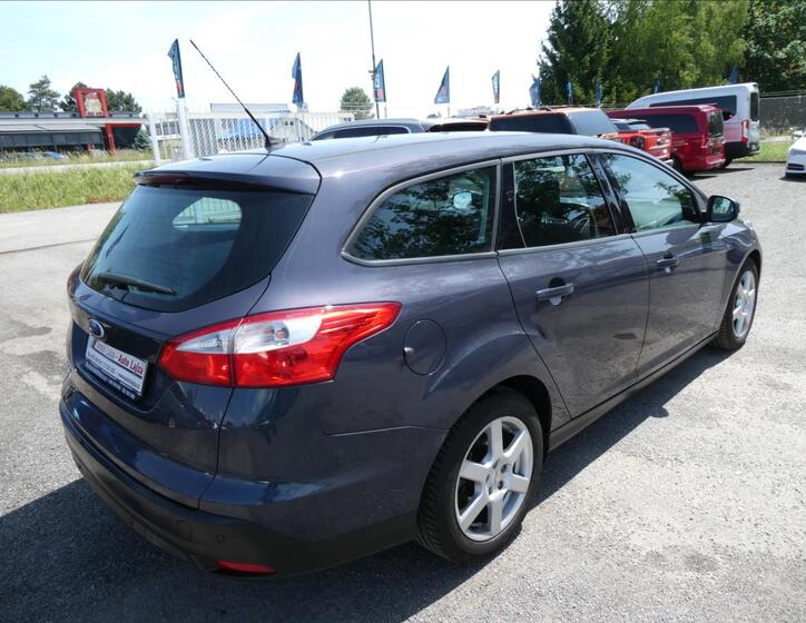 Ford Focus 8