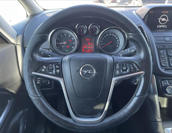 Opel Zafira 11