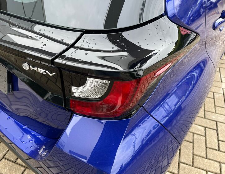 Toyota Yaris 11