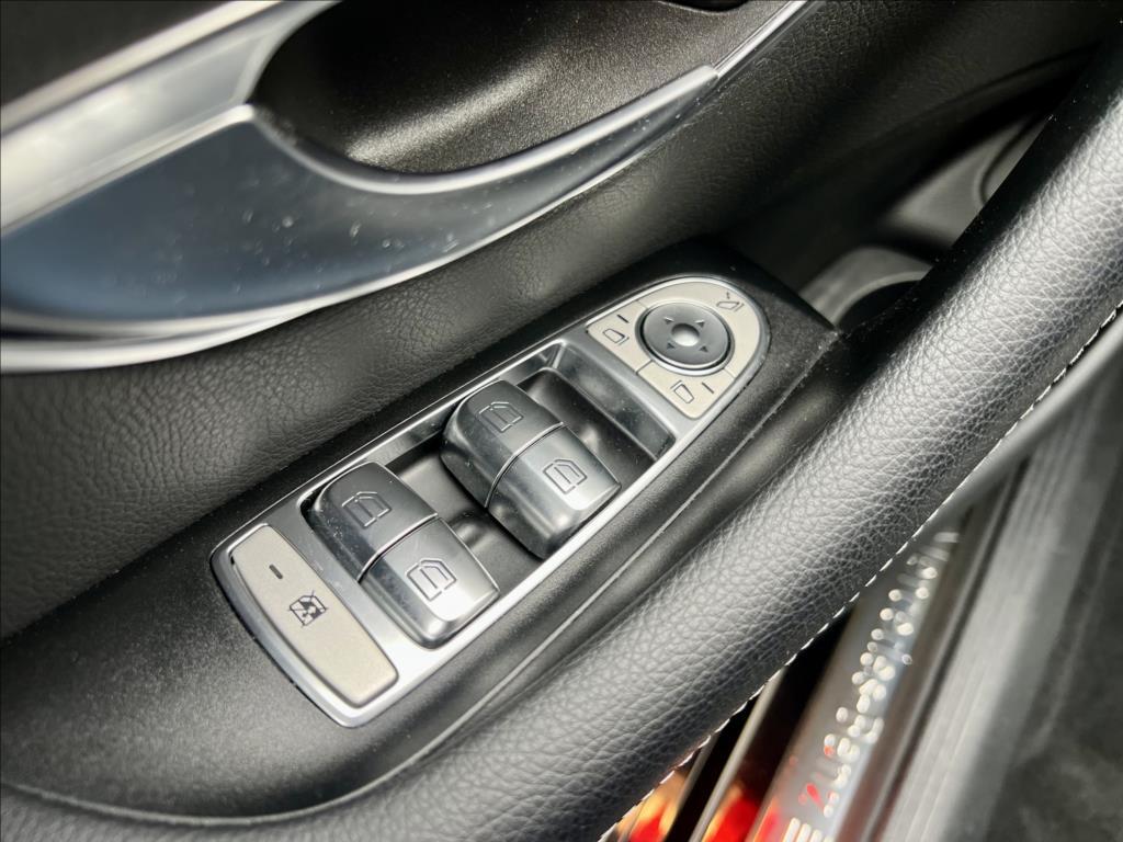 Mercedes-Benz Třídy E 52