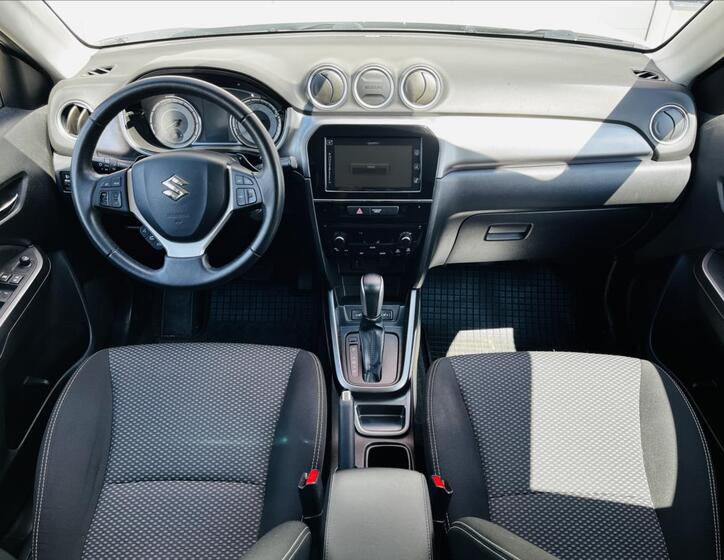Suzuki Vitara 11