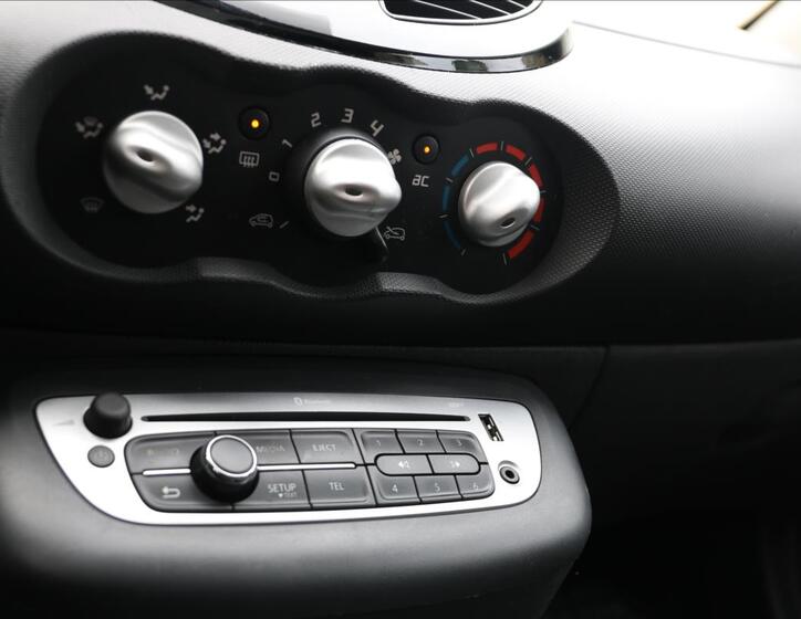 Renault Twingo 23