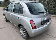 Nissan Micra 8