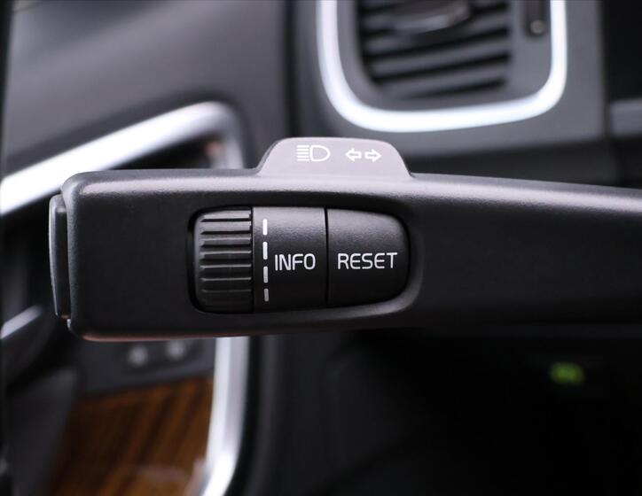 Volvo S60 20