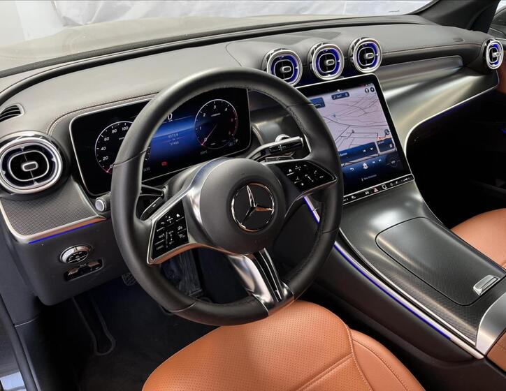 Mercedes-Benz GLC 9