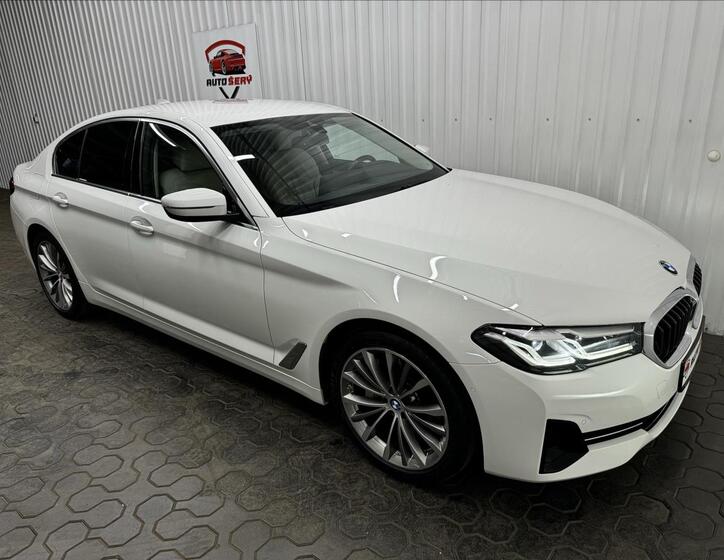 BMW Řada 5 12