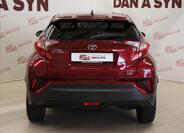 Toyota C-HR 5