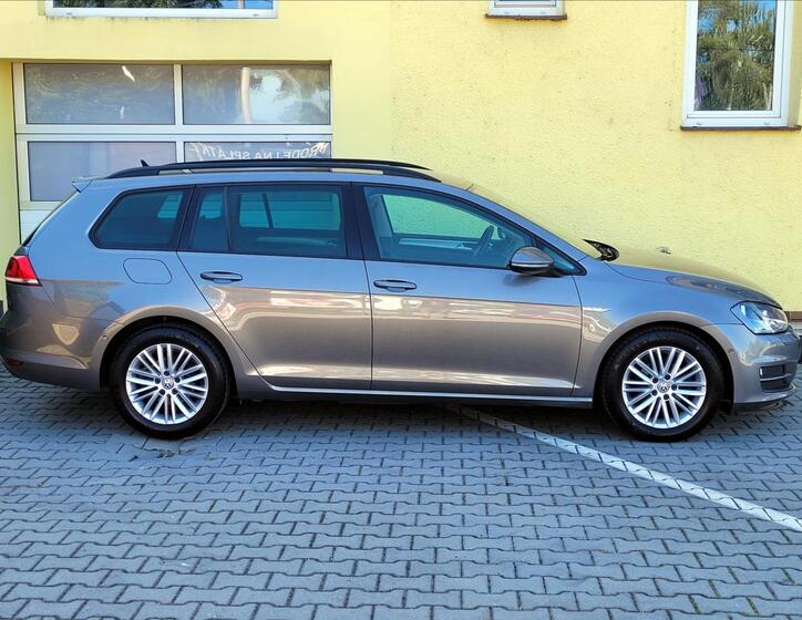 Volkswagen Golf 8