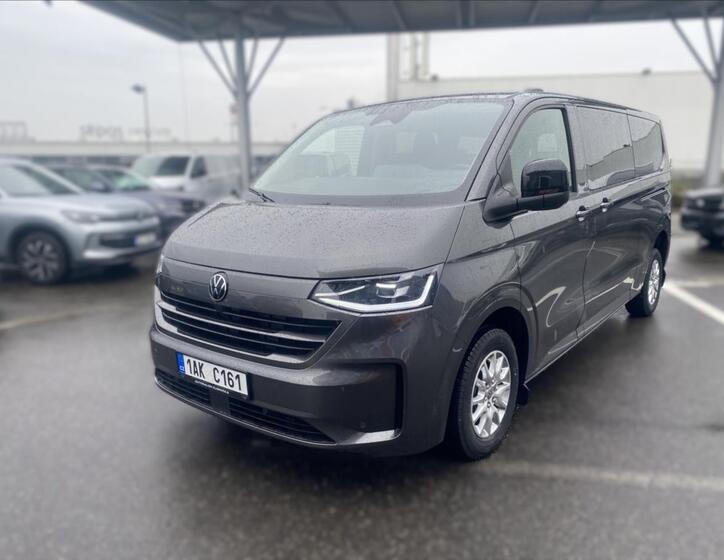 Volkswagen Caravelle 1