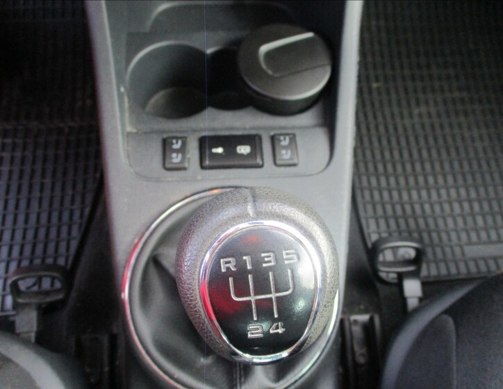 Škoda Fabia 15