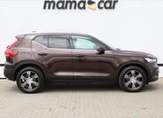 Volvo XC40 8
