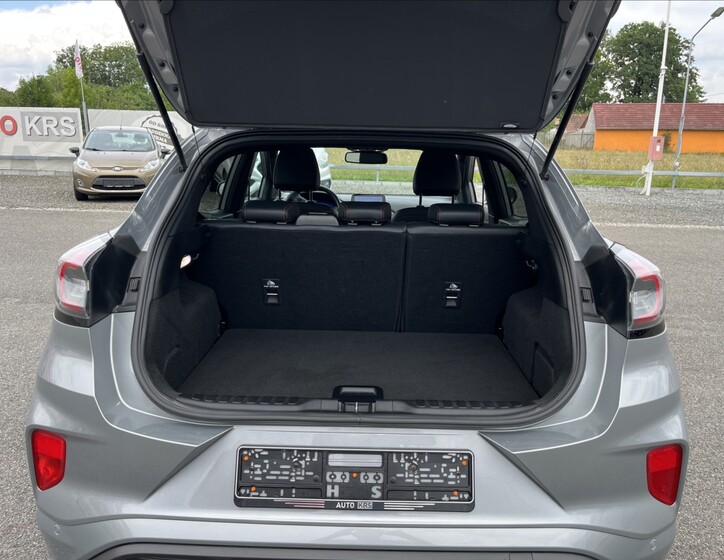 Ford Puma 37