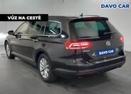 Volkswagen Passat 2