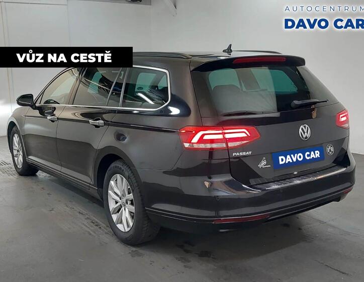 Volkswagen Passat 2