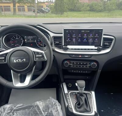 KIA Ceed 5