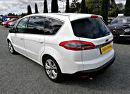 Ford S-MAX 5