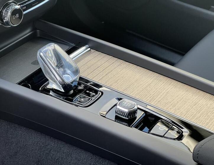 Volvo XC60 9