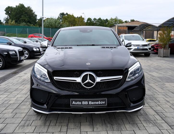 Mercedes-Benz GLE 1